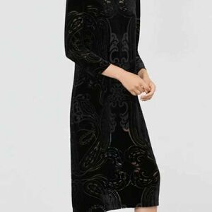 Zara Black Velvet Midi Dress with Subtle Pattern